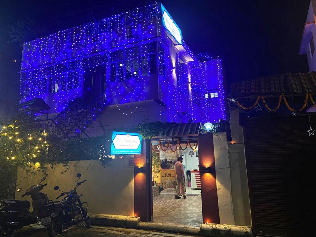 Hotel The Sunaina Varanasi Exterior foto